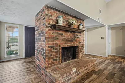 3916 Longmeadow Way, Fort Worth, TX 76133 - Photo 6