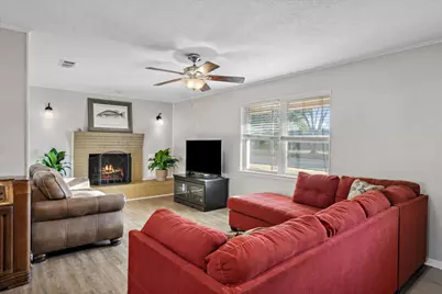 542 S Houston Street, Edgewood, TX 75117 - Photo 4