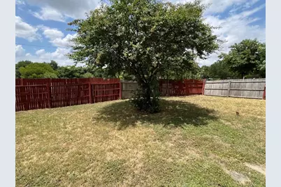 3250 Highland Woods Circle, Dallas, TX 75241 - Photo 14