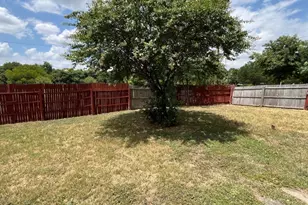 3250 Highland Woods Cir, Dallas, TX 75241 - Photo 14