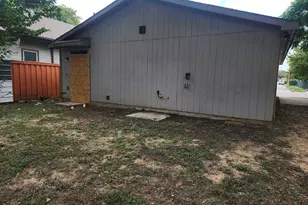 3823 Colonial Ave, Dallas, TX 75215 - Photo 12