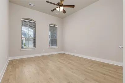 1829 Leo Drive, Van Alstyne, TX 75495 - Photo 18