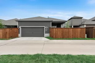 1028 Almond Blossom Cir, Crowley, TX 76036 - Photo 30