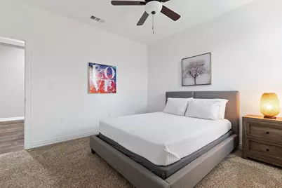 401 14th Street, Grand Prairie, TX 75051 - Photo 16