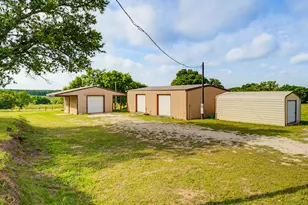 1857 Old Bonita Rd, Nocona, TX 76255 - Photo 4