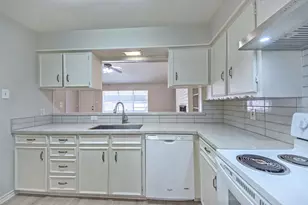 10679 Sandpiper Ln, Dallas, TX 75230 - Photo 10