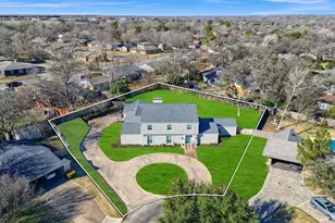 1016 Crestview Dr, Sherman, TX 75092 - Photo 1