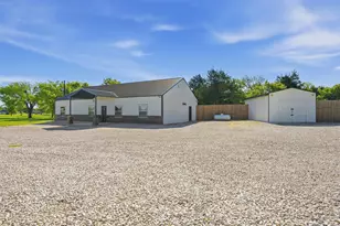 210 County Rd 2184, Gainesville, TX 76240 - Photo 4