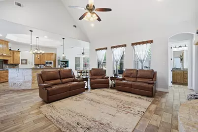 111 Flying Diamond Drive, Springtown, TX 76082 - Photo 12