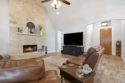 111 Flying Diamond Drive, Springtown, TX 76082 - Photo 10