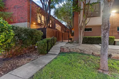 5875 Ross Avenue #4, Dallas, TX 75206 - Photo 2
