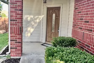 11617 Bobcat Dr, Fort Worth, TX 76244 - Photo 2