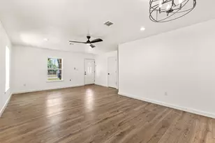 2911 S Denley, Dallas, TX 75216 - Photo 6