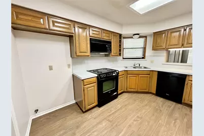 6105 Paradise Drive, Arlington, TX 76001 - Photo 6