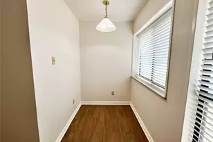 6105 Paradise Dr, Arlington, TX 76001 - Photo 14