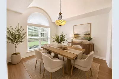6105 Paradise Drive, Arlington, TX 76001 - Photo 2