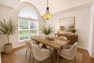 6105 Paradise Dr, Arlington, TX 76001 - Photo 2