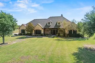 1354 Shadow Lakes Dr, Wills Point, TX 75169 - Photo 2