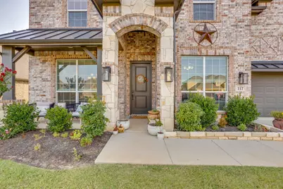 117 Mockingbird Hill Drive, Joshua, TX 76058 - Photo 2