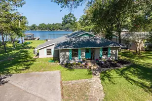 727 Callender Lake Dr, Murchison, TX 75778 - Photo 2
