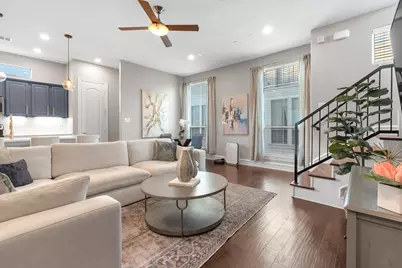 2100 N Fitzhugh Avenue #K, Dallas, TX 75204 - Photo 4