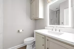 2100 N Fitzhugh Ave, Dallas, TX 75204 - Photo 18
