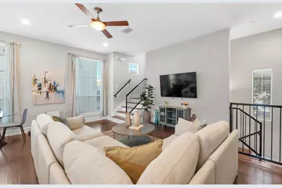 2100 N Fitzhugh Avenue #K, Dallas, TX 75204 - Photo 8