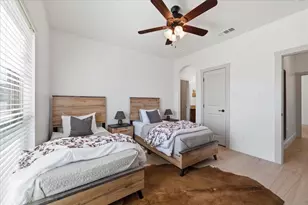 570 S Point Ct, Aledo, TX 76008 - Photo 24