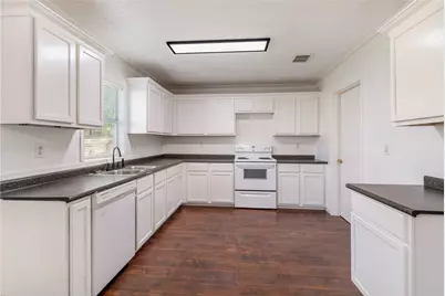 5437 New Castleton Lane, Fort Worth, TX 76135 - Photo 8