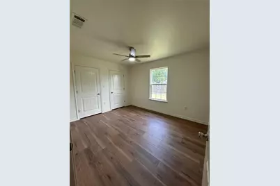 1325 E Jones Street, Sherman, TX 75090 - Photo 8