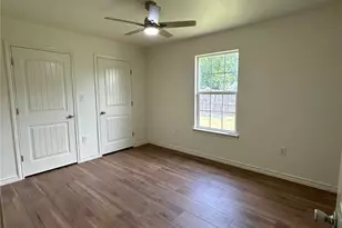 1325 E Jones St, Sherman, TX 75090 - Photo 8