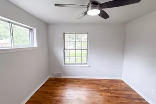 8839 Sweetwater Dr, Dallas, TX 75228 - Photo 16