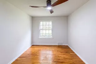 8839 Sweetwater Dr, Dallas, TX 75228 - Photo 4