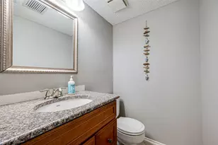 3901 White Oak Ct, Flower Mound, TX 75028 - Photo 30