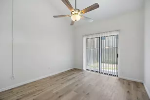 821 Dublin Dr, Richardson, TX 75080 - Photo 2
