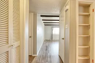 109 Harbor Dr, Runaway Bay, TX 76426 - Photo 4