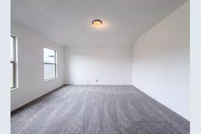 748 Wylie Street, Crowley, TX 76036 - Photo 4