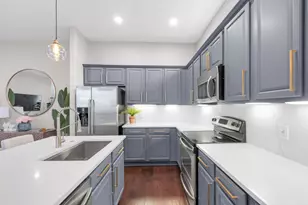 2100 N Fithugh Ave, Dallas, TX 75204 - Photo 6