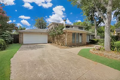 4927 Stage Line Drive, Arlington, TX 76017 - Photo 2