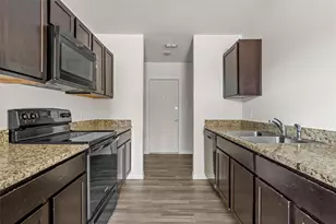 2724 Sarah St, Waco, TX 76706 - Photo 8