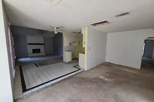 329 Walnut Ave, Azle, TX 76020 - Photo 10