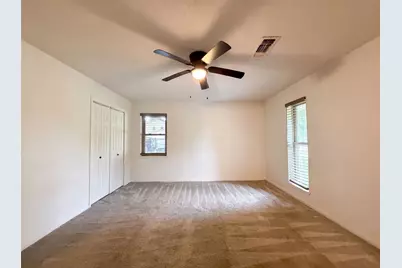 5204 Camino Dos Lagos Drive, Sherman, TX 75090 - Photo 4