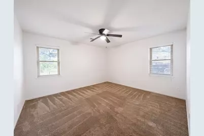 5204 Camino Dos Lagos Drive, Sherman, TX 75090 - Photo 8