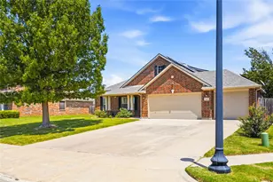 1612 Lakeside Dr, Glenn Heights, TX 75154 - Photo 38