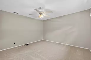 1611 Phyllis Ct, Irving, TX 75060 - Photo 22