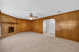 1611 Phyllis Ct, Irving, TX 75060 - Photo 8