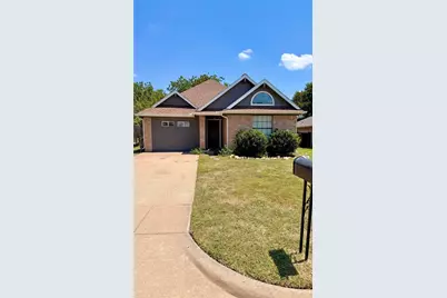 10208 Leatherwood Drive, Fort Worth, TX 76108 - Photo 2