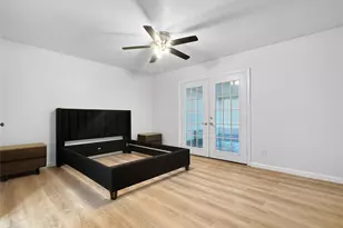 334 E Crossland Blvd, Grand Prairie, TX 75052 - Photo 6