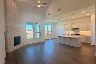 16557 Japanese Maple Dr, Fort Worth, TX 76247 - Photo 6