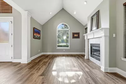728 Castle Creek Drive, Coppell, TX 75019 - Photo 8